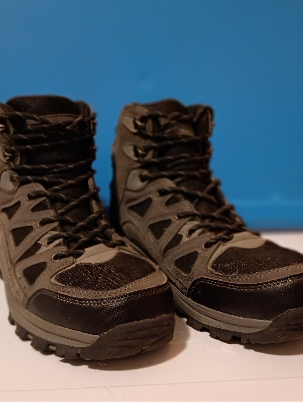Denali Men's Black and Gray Hiking Boots Size 12